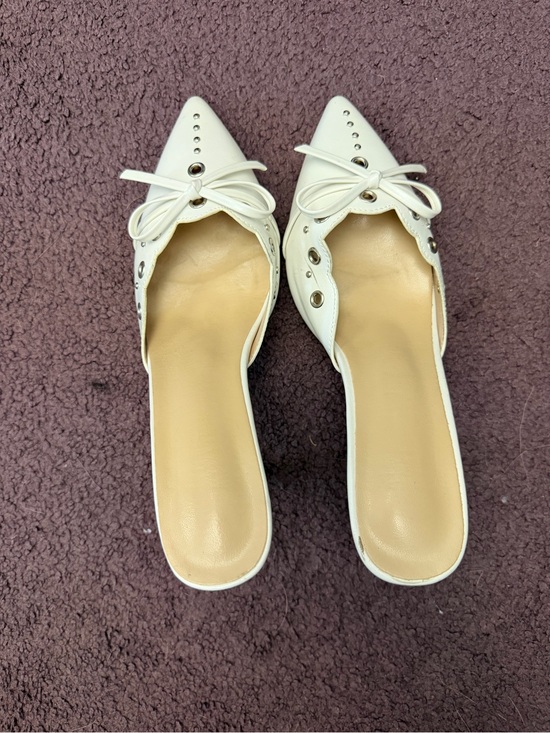 Shoes - White Pointed Toe Bow Mule Flats - Women